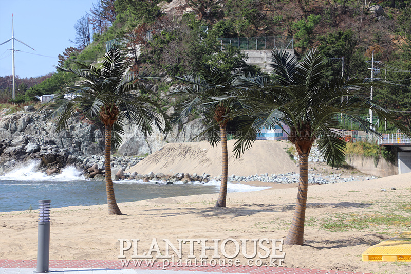 artificial landscaping